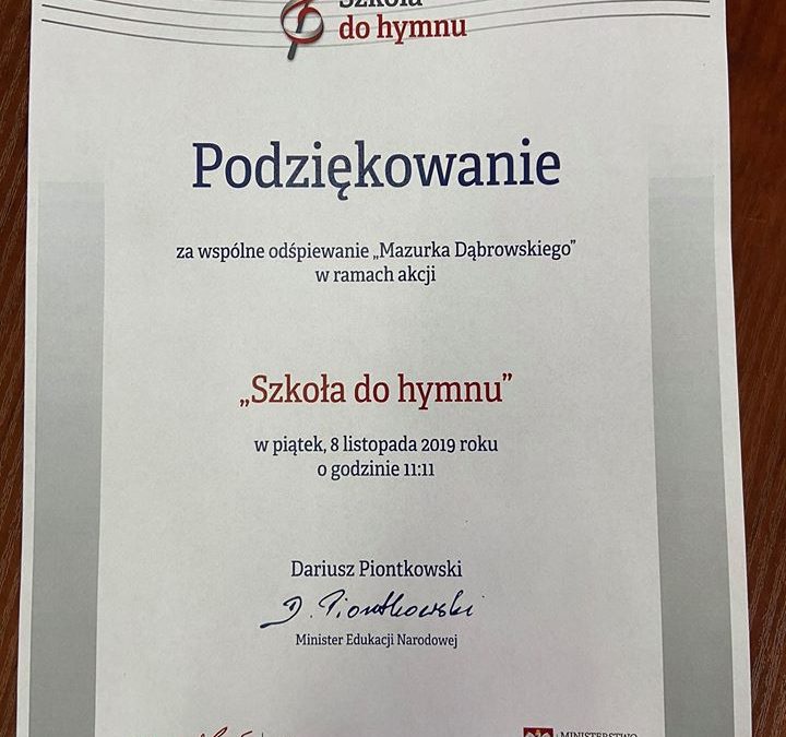 Wspólne odśpiewanie hymnu – podziękowania