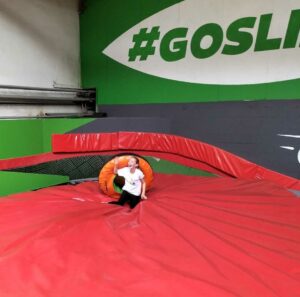 wycieczka do parku trampolin