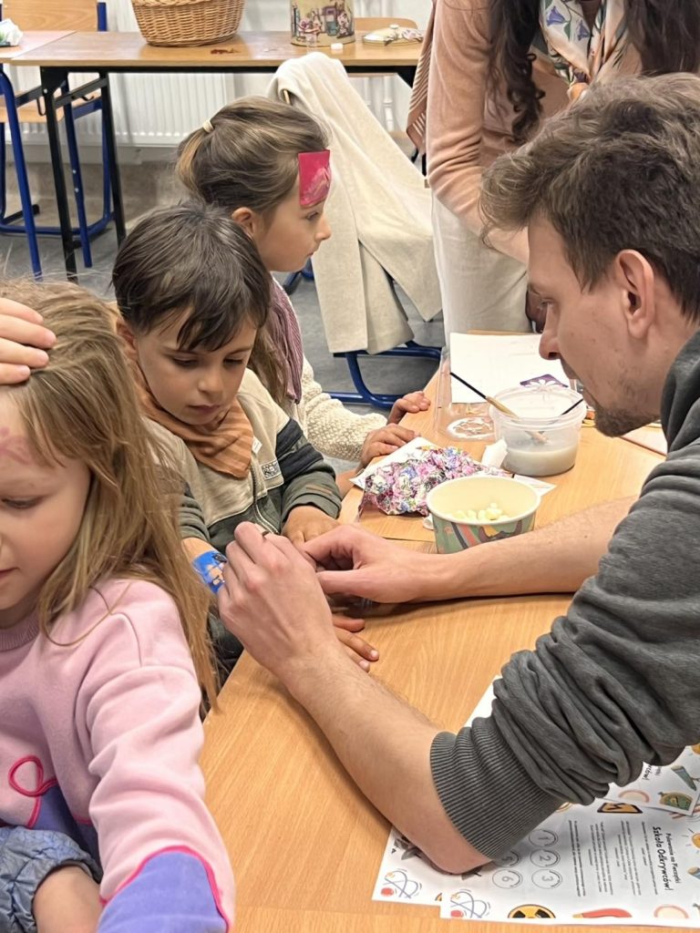 restauracja otwarte drzwi