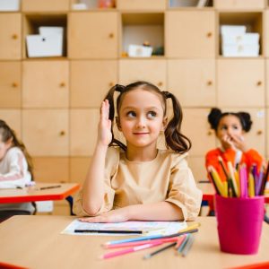 Ile lat ma dziecko w szkole podstawowej? Etapy edukacji w polskiej szkole podstawowej