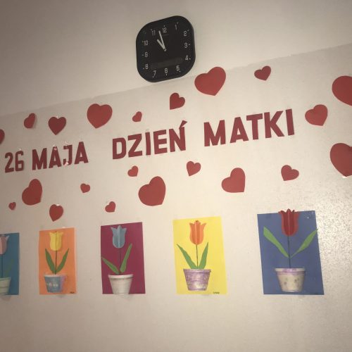 Zmiana wystroju z okazji Dnia Matki