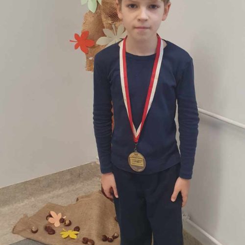 Młody bokser z 2b na podium
